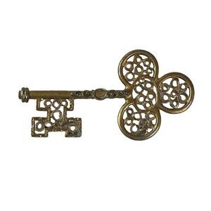 VINTAGE Skeleton Gold Key Brooch / Pin Gold-tone Victorian Style
